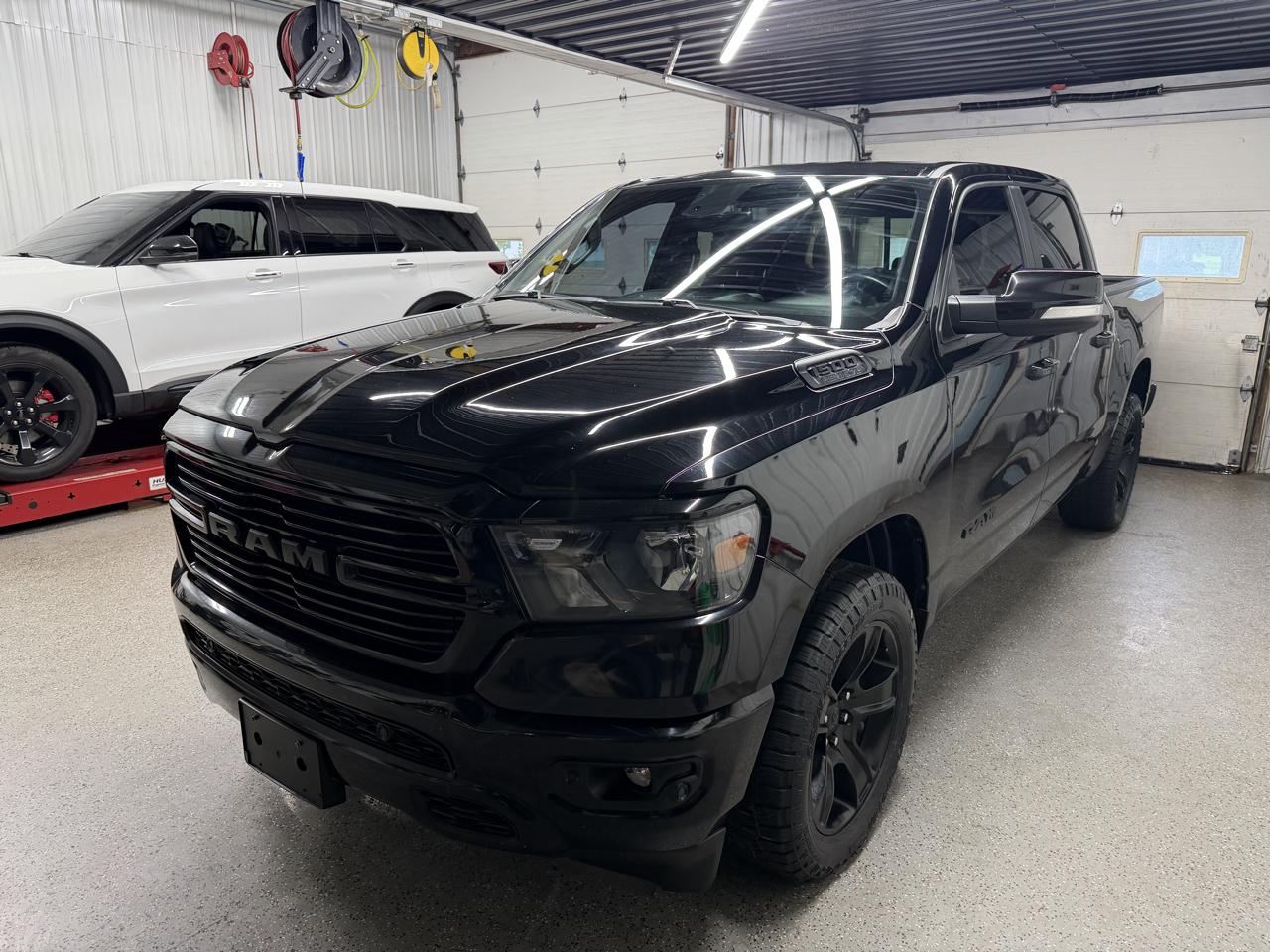 RAM 1500 Big Horn Crew Cab SWB 4WD 2020