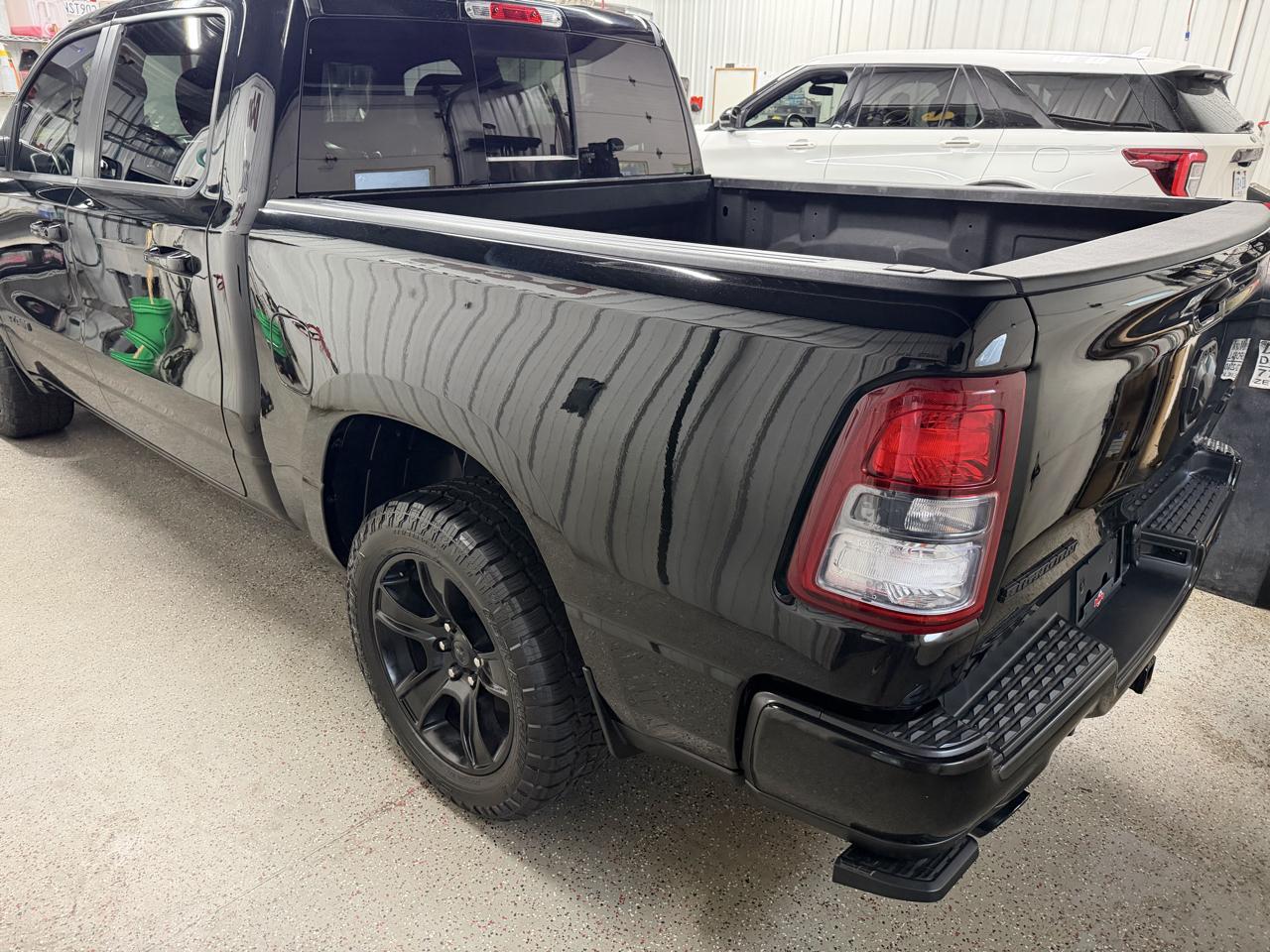 RAM 1500 Big Horn Crew Cab SWB 4WD 2020