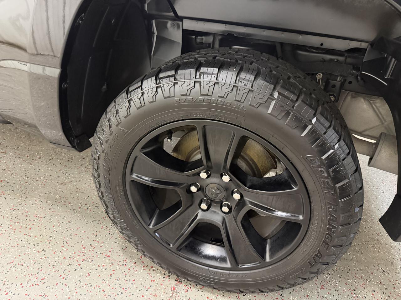 RAM 1500 Big Horn Crew Cab SWB 4WD 2020