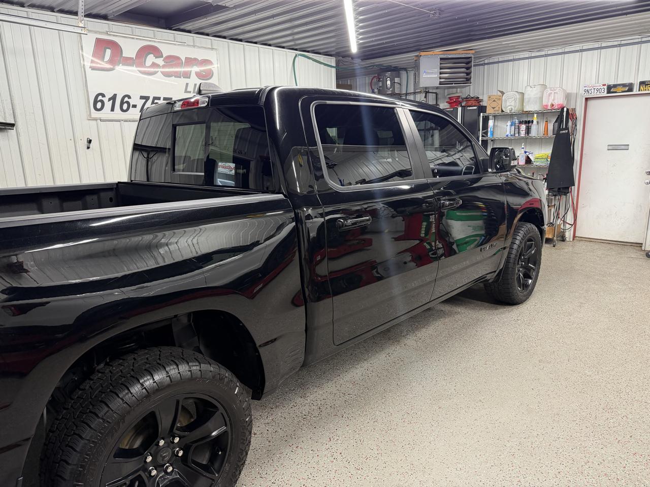 RAM 1500 Big Horn Crew Cab SWB 4WD 2020