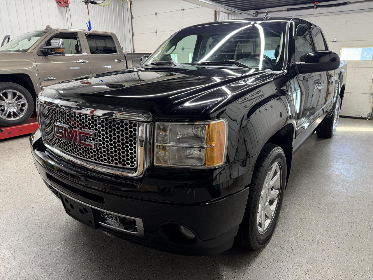 GMC Sierra 1500 Denali Crew Cab AWD 2013