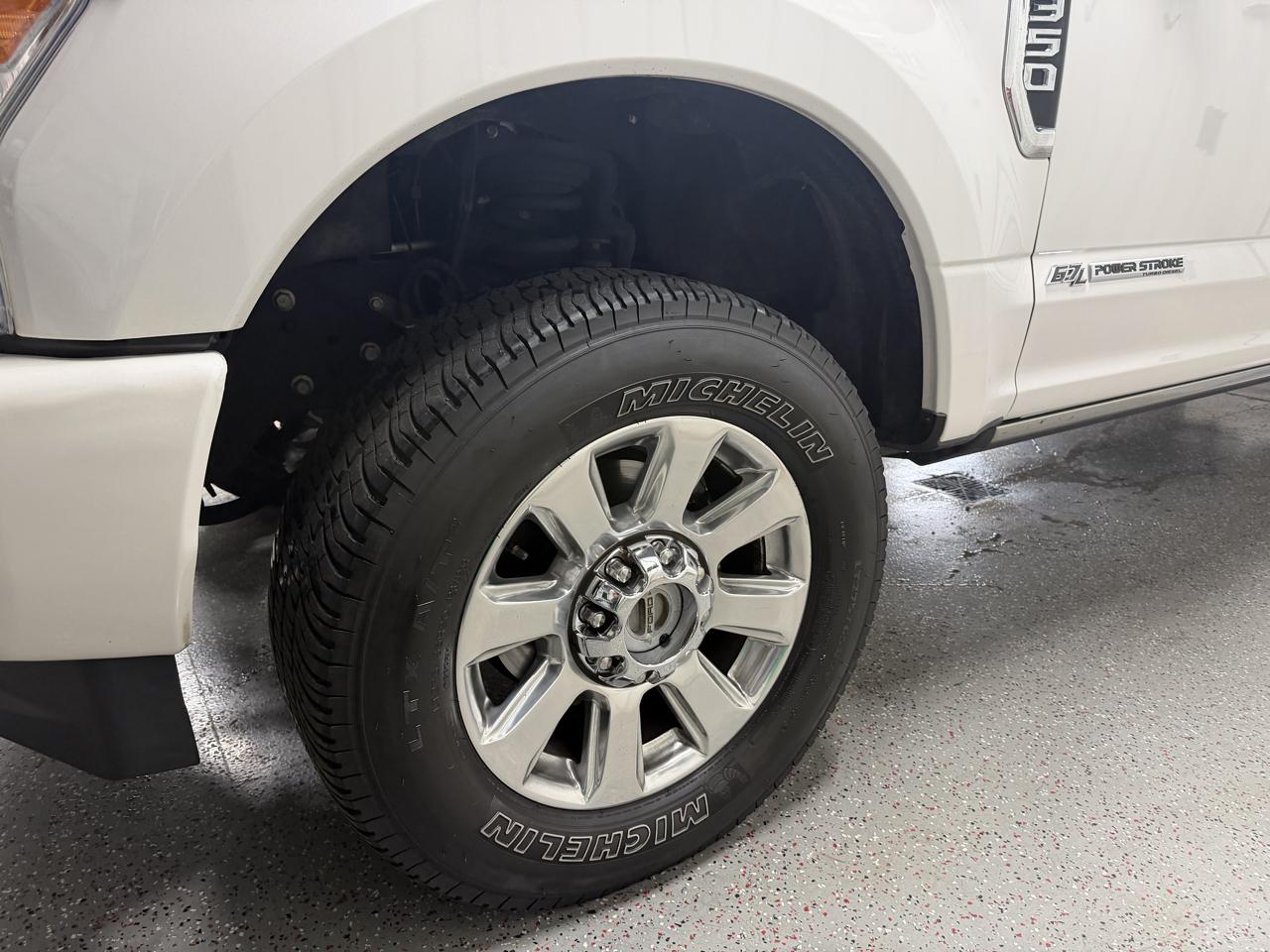 Ford F-350 SD Platinum Crew Cab Long Box 4WD 2019