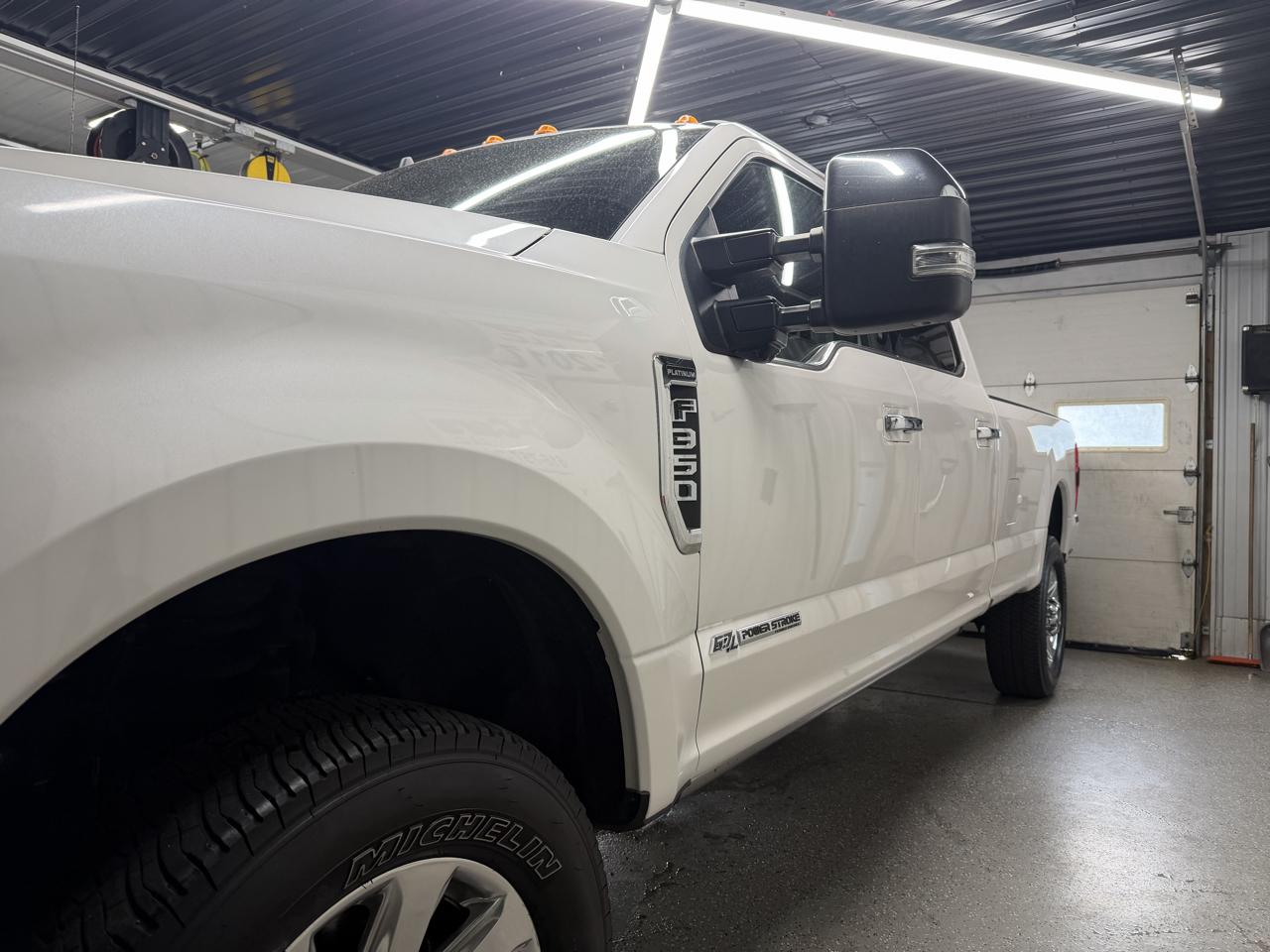 Ford F-350 SD Platinum Crew Cab Long Box 4WD 2019