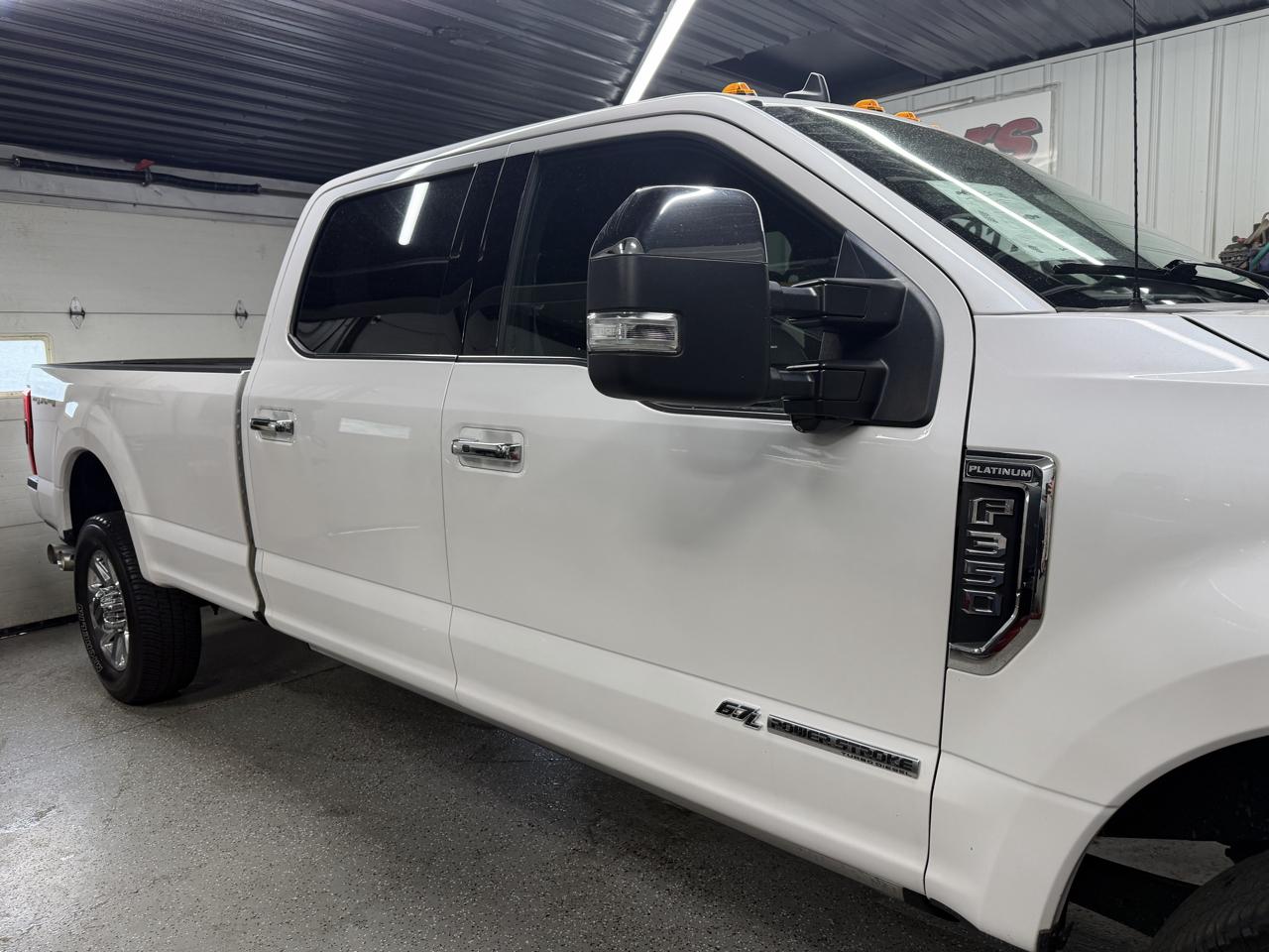 Ford F-350 SD Platinum Crew Cab Long Box 4WD 2019