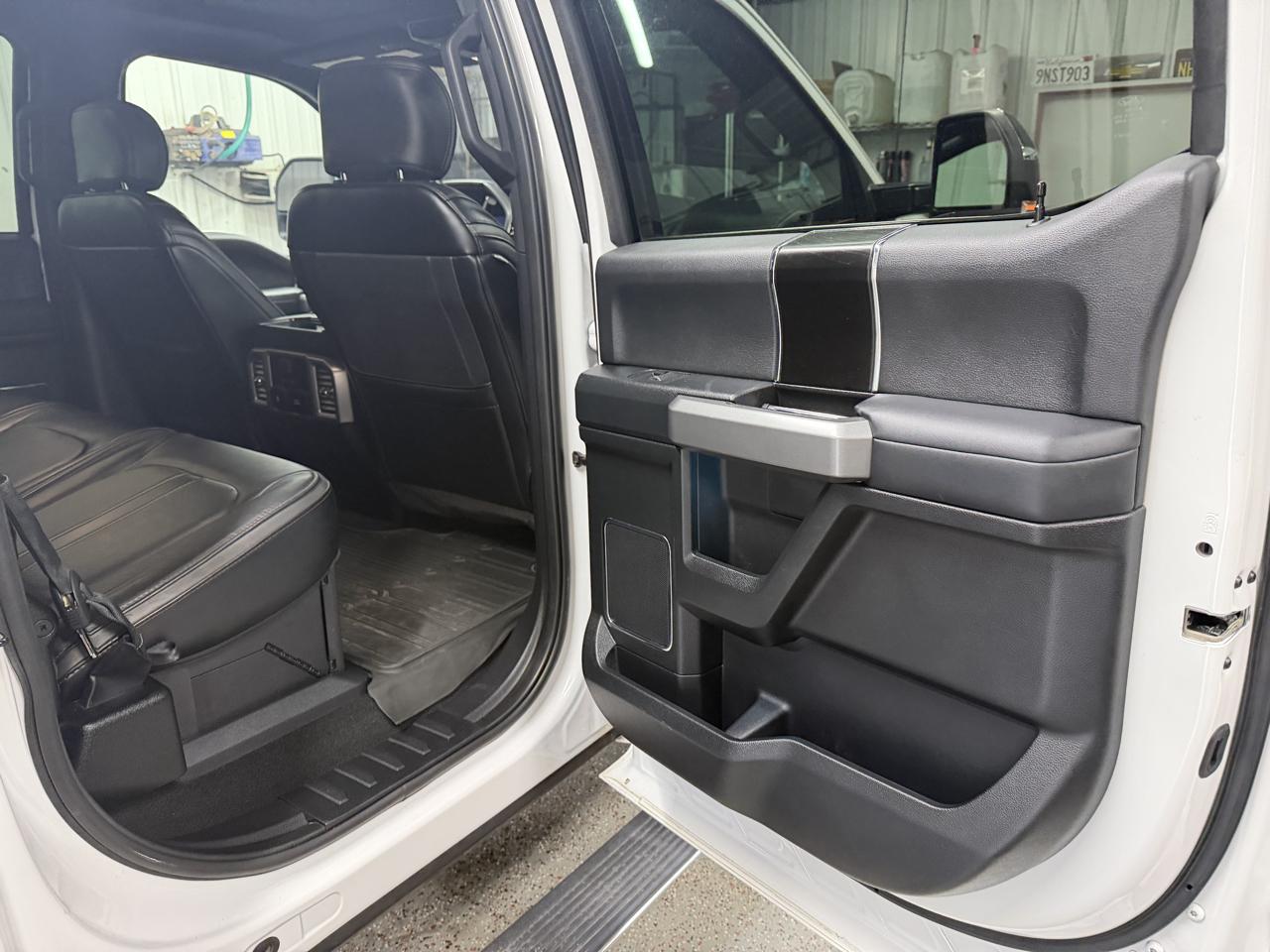 Ford F-350 SD Platinum Crew Cab Long Box 4WD 2019
