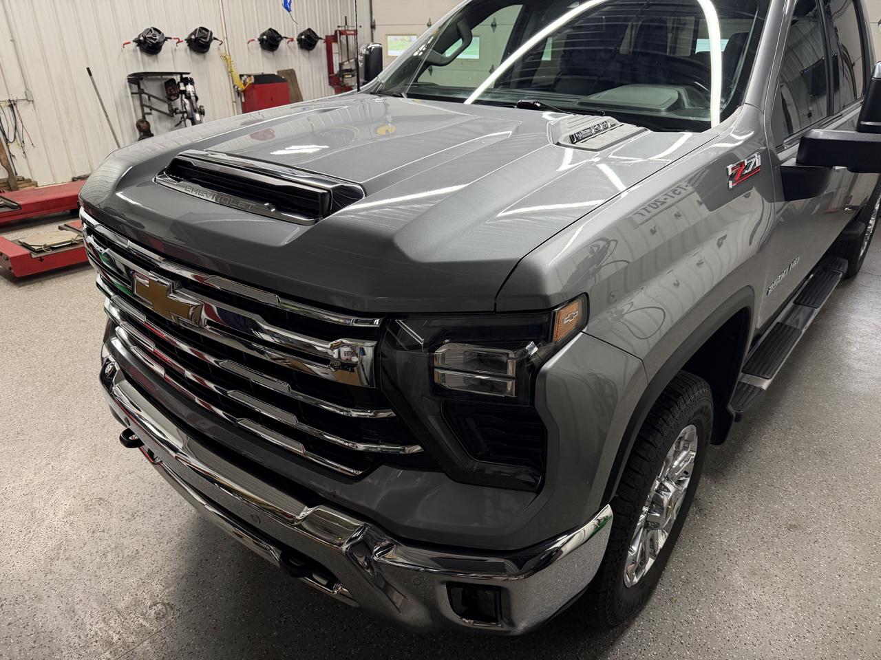 Chevrolet Silverado 2500HD 4WD Crew Cab 159" LTZ 2024