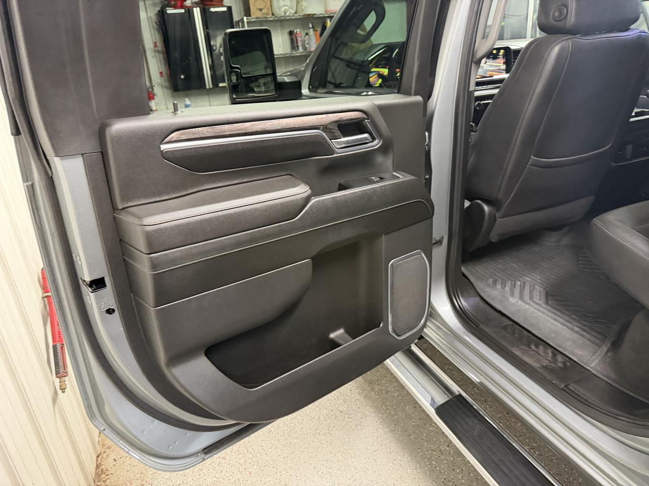 Chevrolet Silverado 2500HD 4WD Crew Cab 159" LTZ 2024