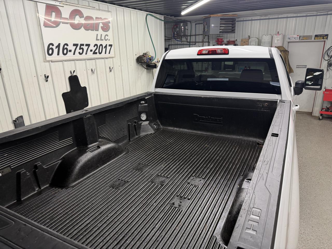Chevrolet Silverado 2500HD 4WD Reg Cab 142" LT 2024