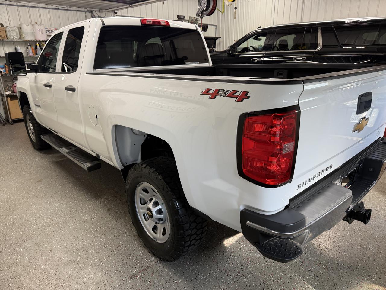 Chevrolet Silverado 2500HD 4WD Ext Cab 143.5" Work Truck 2019