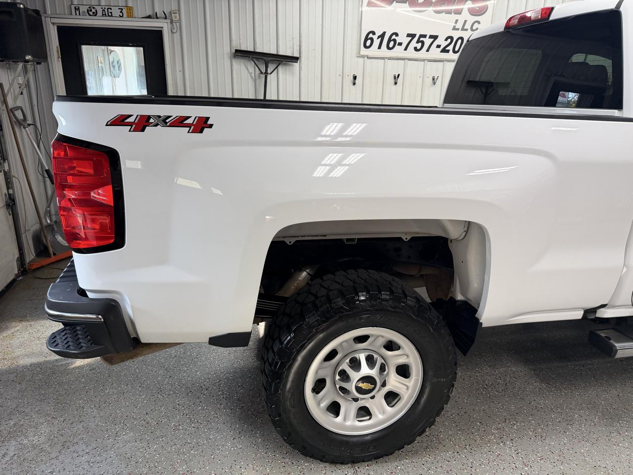 Chevrolet Silverado 2500HD 4WD Ext Cab 143.5" Work Truck 2019