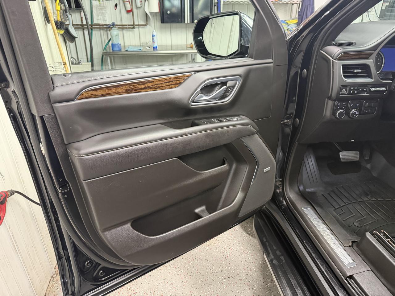 Chevrolet Suburban Premier 4WD 2021