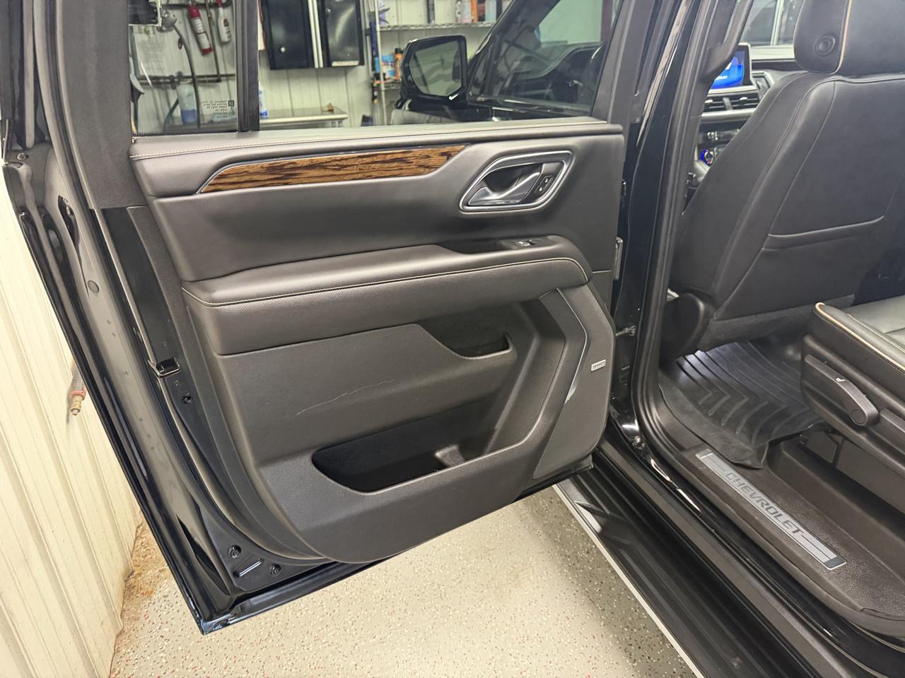 Chevrolet Suburban Premier 4WD 2021