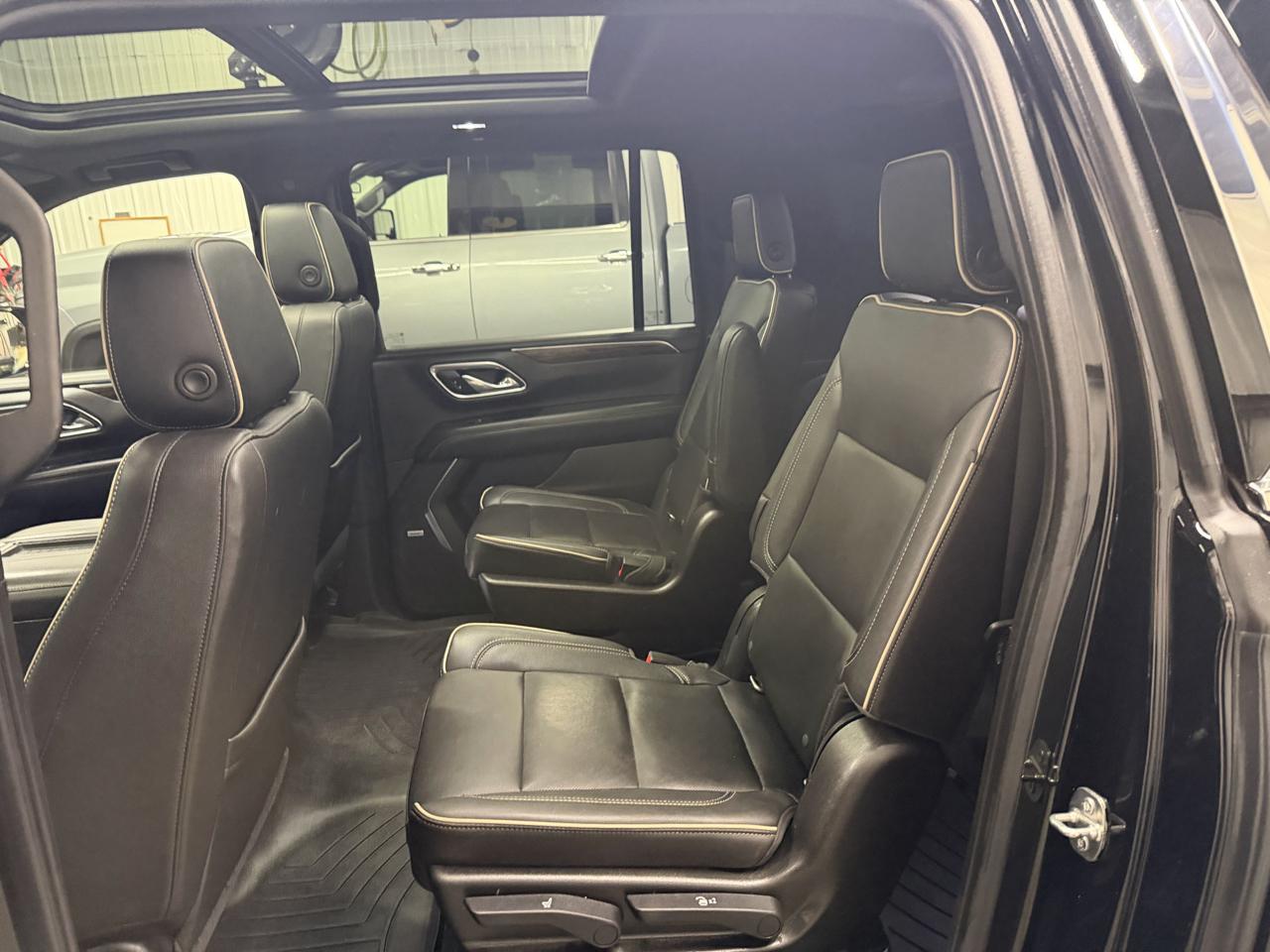 Chevrolet Suburban Premier 4WD 2021