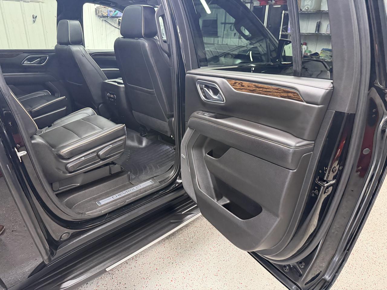 Chevrolet Suburban Premier 4WD 2021
