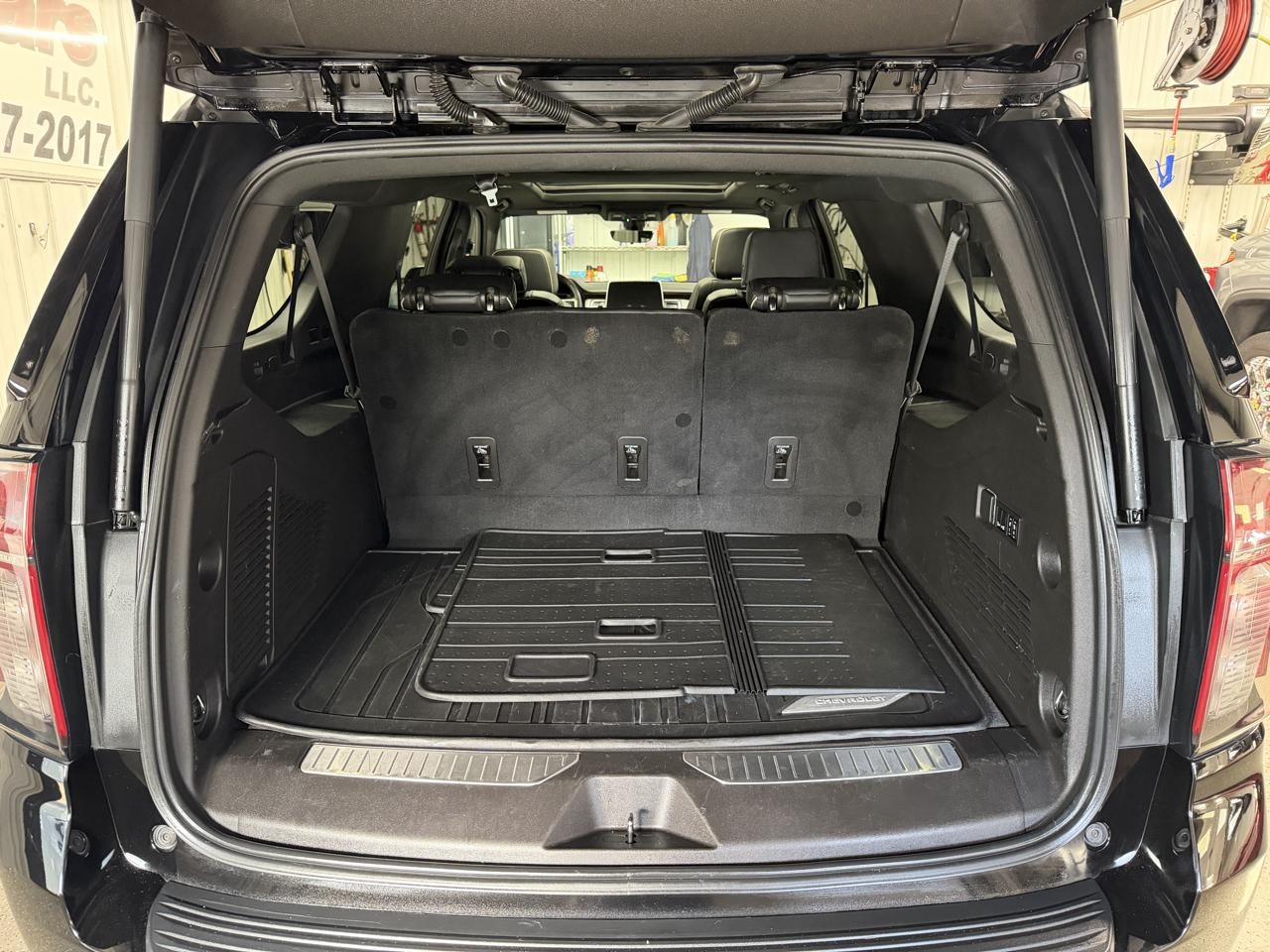 Chevrolet Suburban Premier 4WD 2021