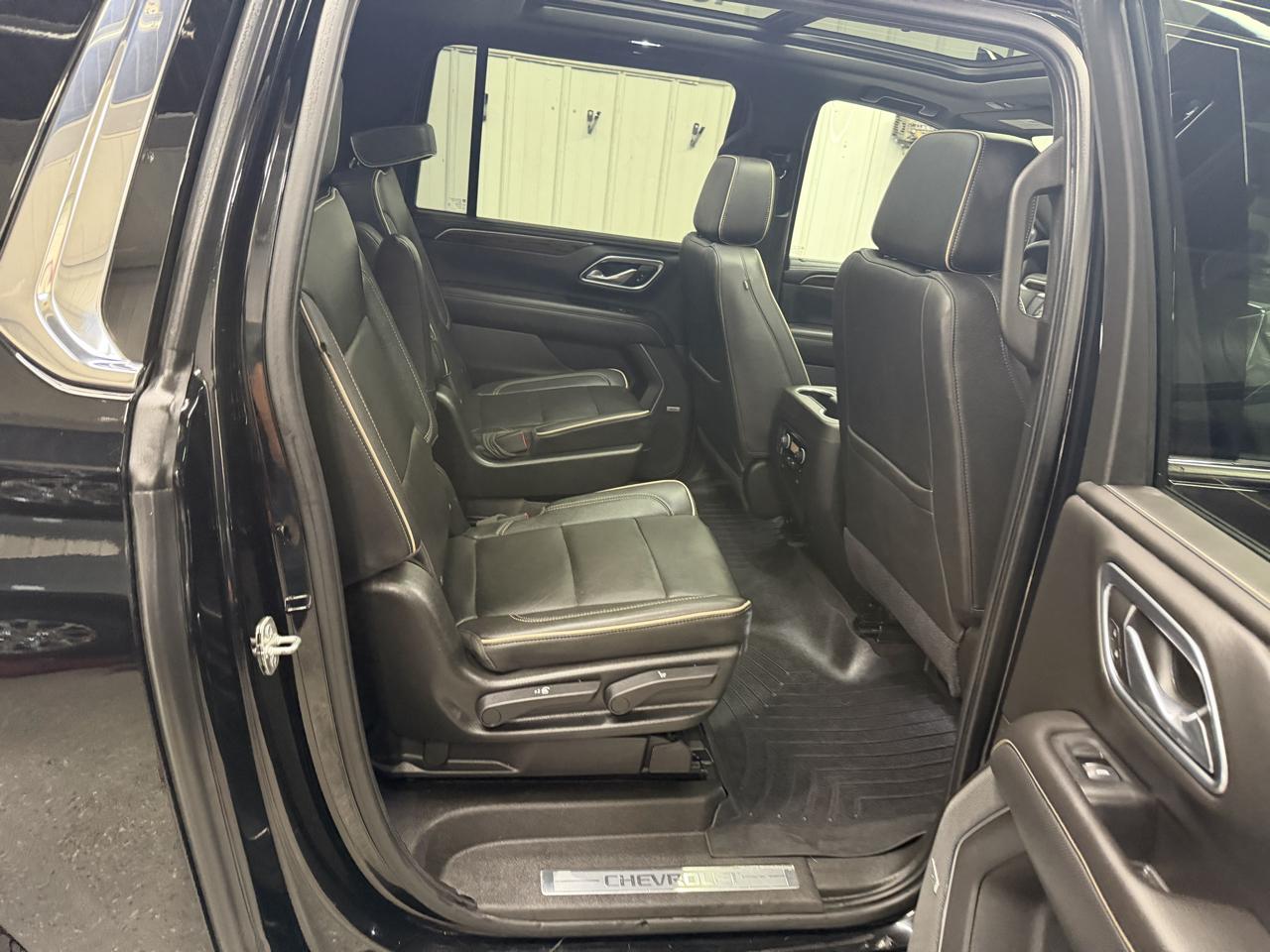 Chevrolet Suburban Premier 4WD 2021
