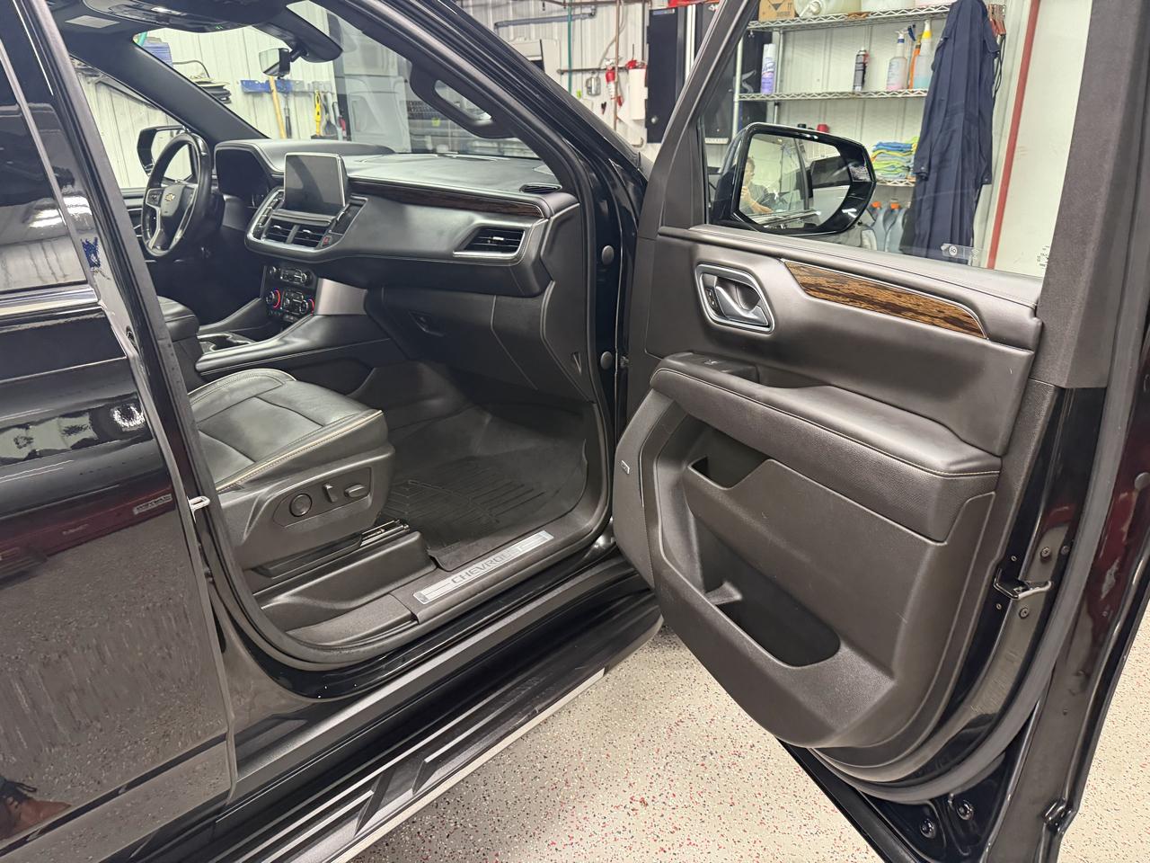 Chevrolet Suburban Premier 4WD 2021