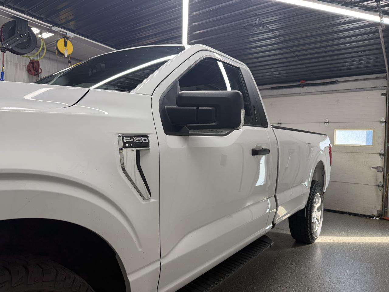 Ford F-150 4WD Reg Cab 145" XLT 2021