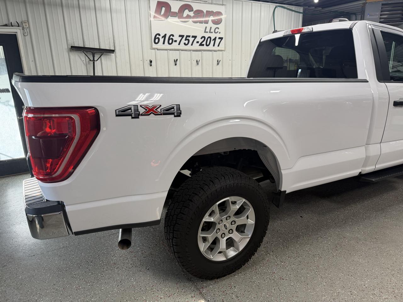 Ford F-150 4WD Reg Cab 145" XLT 2021