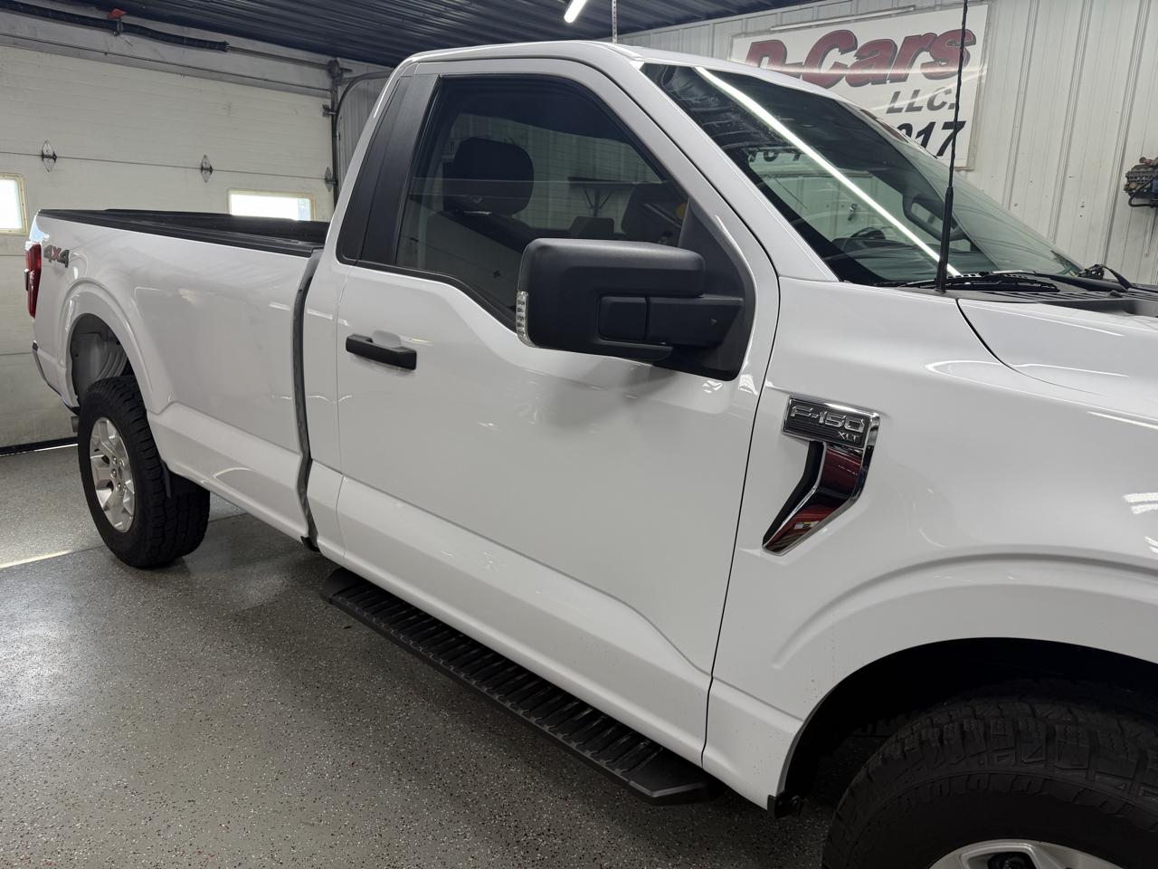 Ford F-150 4WD Reg Cab 145" XLT 2021
