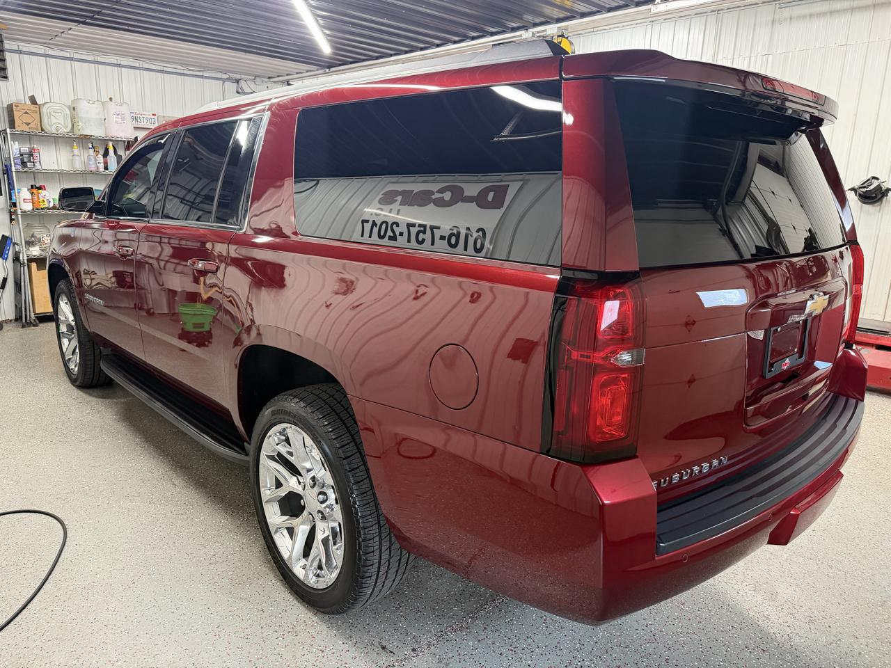 Chevrolet Suburban LT 4WD 2019