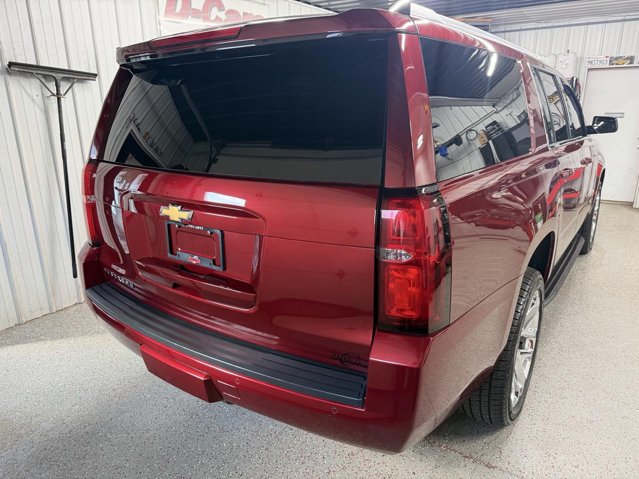 Chevrolet Suburban LT 4WD 2019