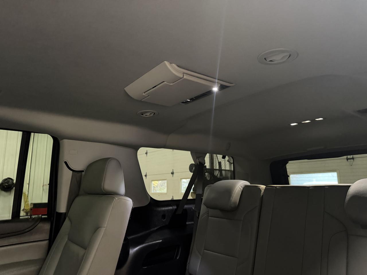 Chevrolet Suburban LT 4WD 2019