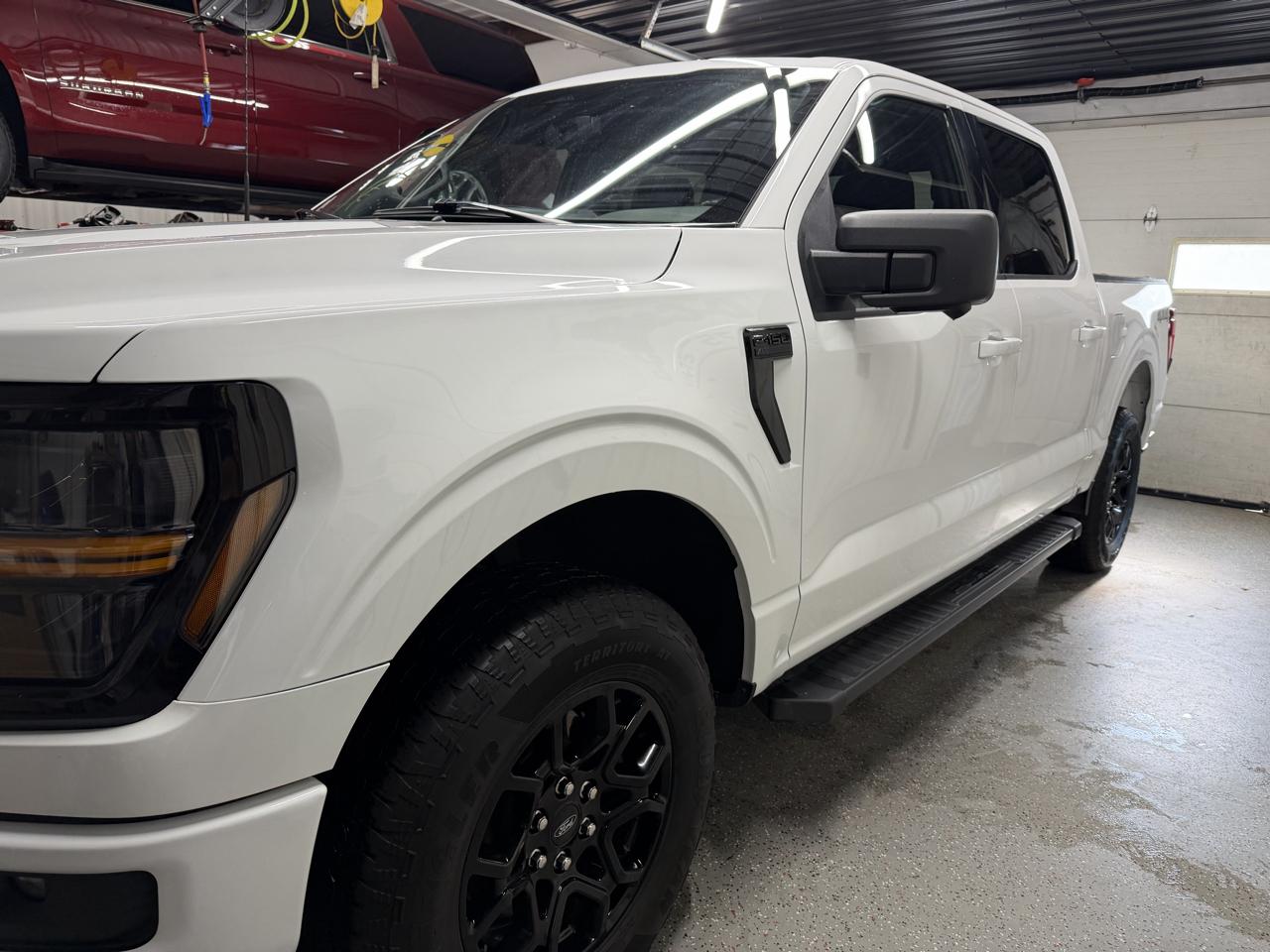 Ford F-150 4WD SuperCrew 145" XLT 2024