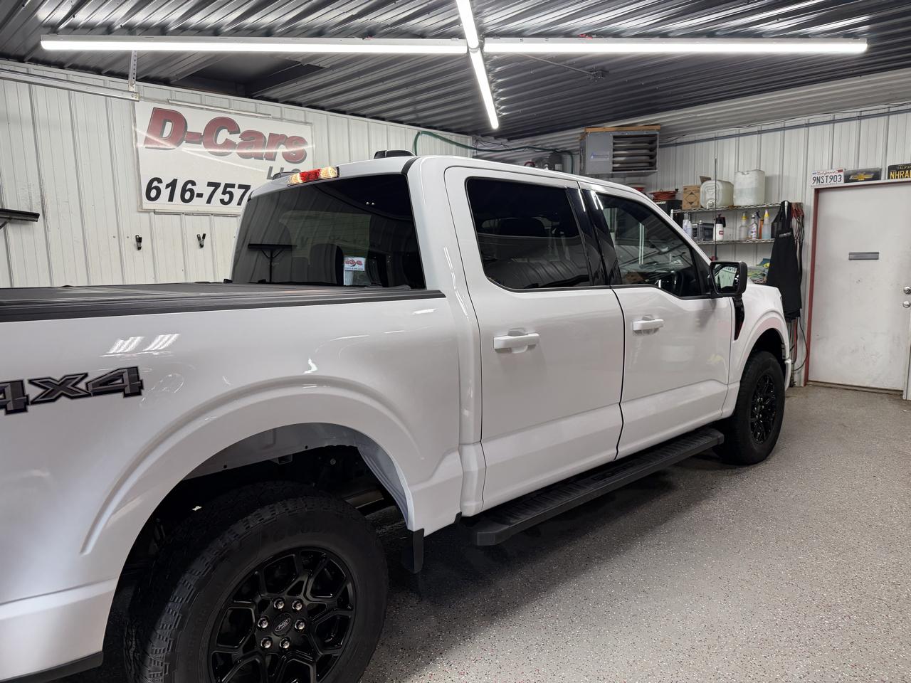 Ford F-150 4WD SuperCrew 145" XLT 2024