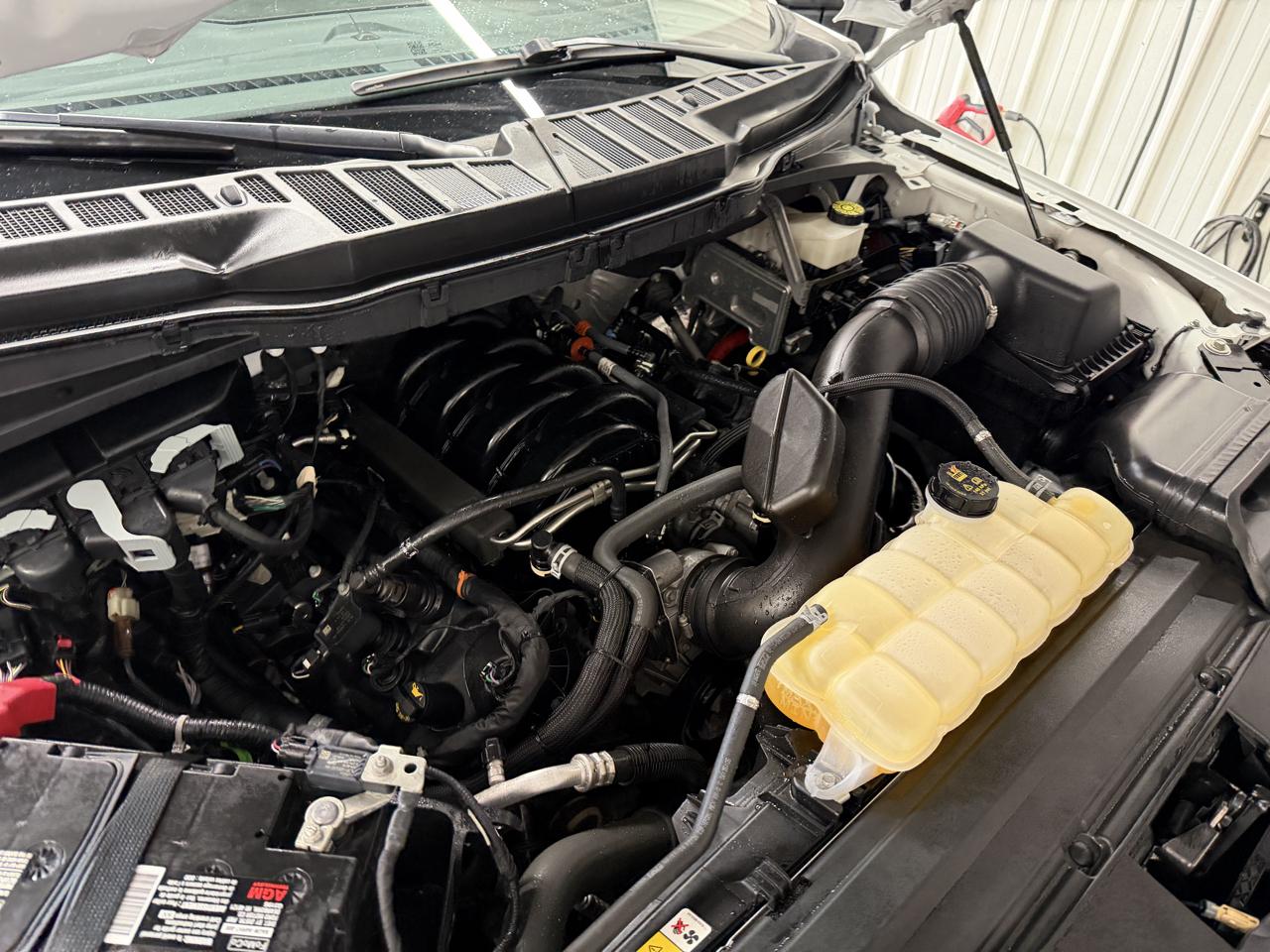 Ford F-150 4WD SuperCrew 145" XLT 2024