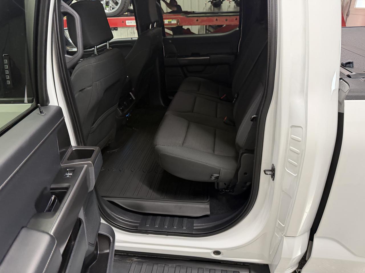 Ford F-150 4WD SuperCrew 145" XLT 2024