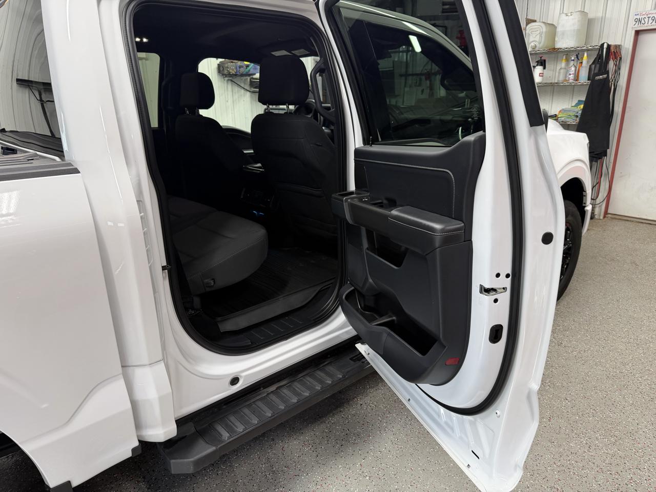 Ford F-150 4WD SuperCrew 145" XLT 2024