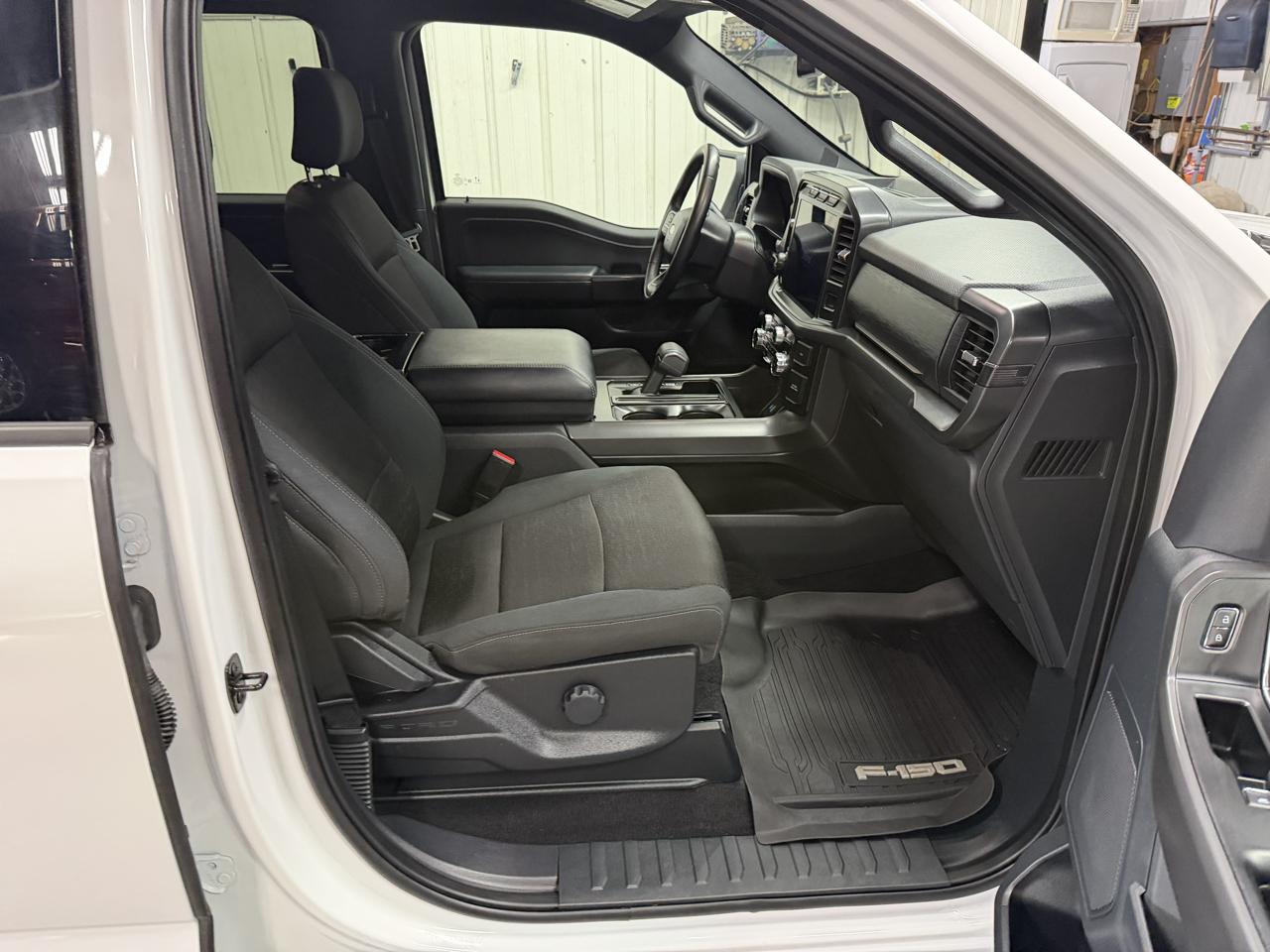 Ford F-150 4WD SuperCrew 145" XLT 2024