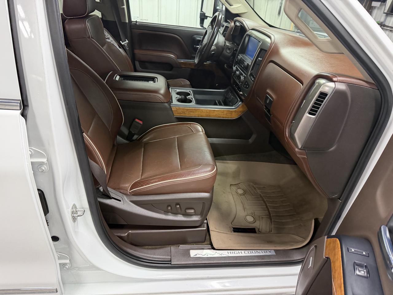 Chevrolet Silverado 2500HD 4WD Crew Cab 159" High Country 2016