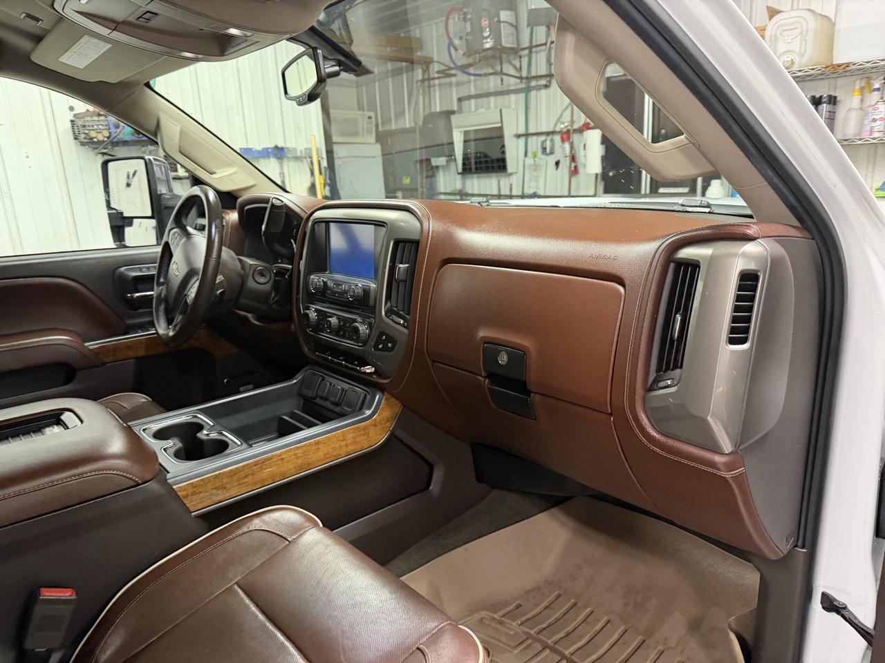 Chevrolet Silverado 2500HD 4WD Crew Cab 159" High Country 2016