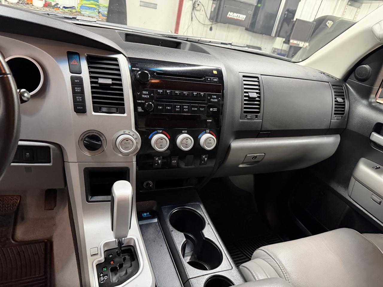 Toyota Tundra Limited Double Cab 4WD 2007