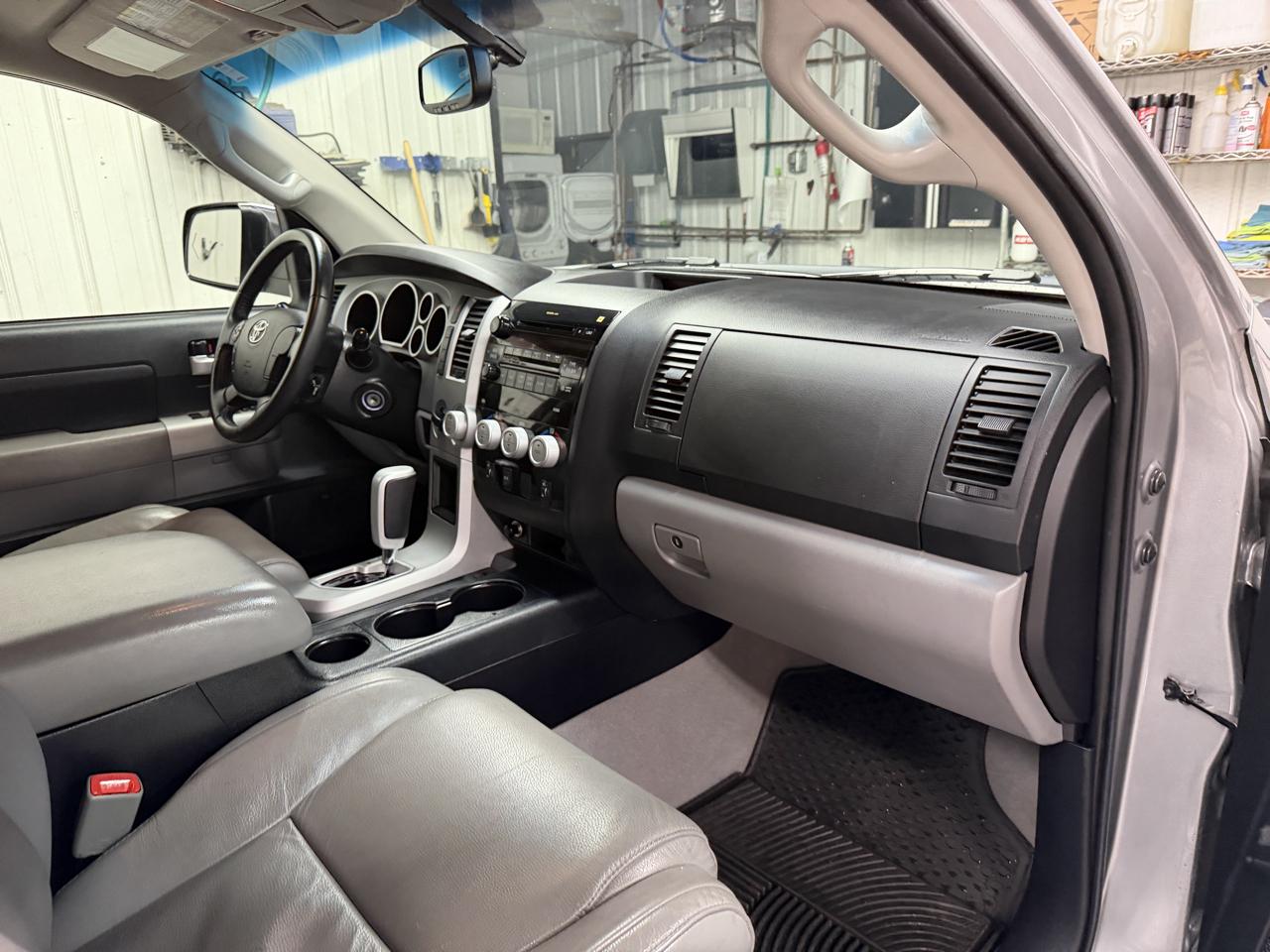 Toyota Tundra Limited Double Cab 4WD 2007