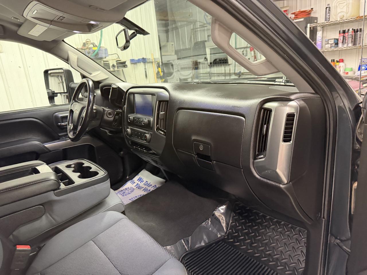 Chevrolet Silverado 2500HD 4WD Ext Cab 157.5" LT 2019