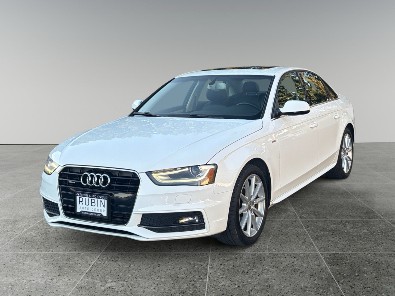 2016 Audi A4 2.0T Premium Plus Quattro photo 2