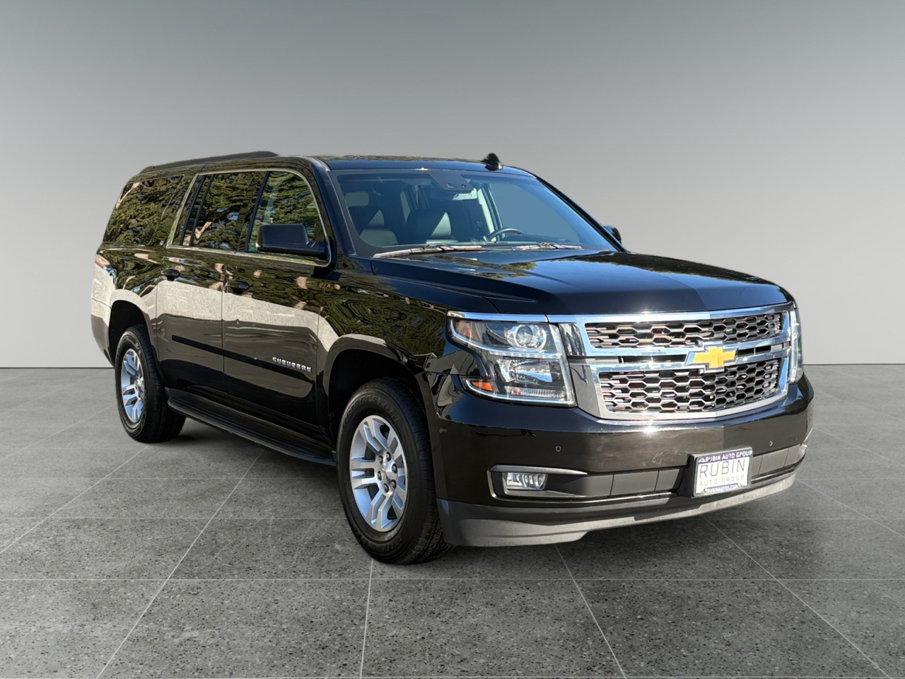 Chevrolet Suburban LT 4WD 2018