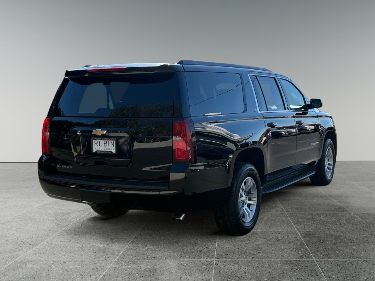 Chevrolet Suburban LT 4WD 2018