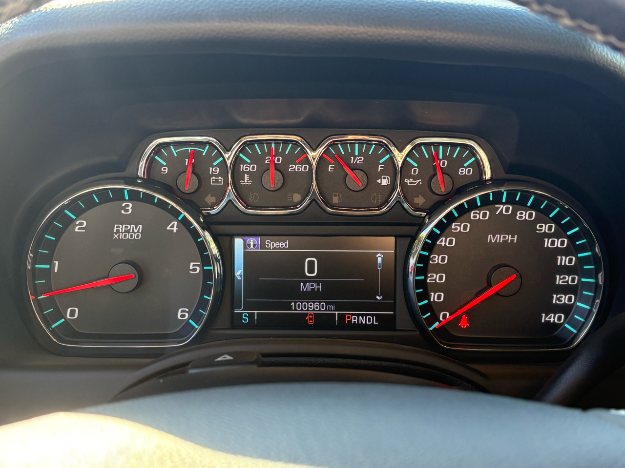 Chevrolet Suburban LT 4WD 2018