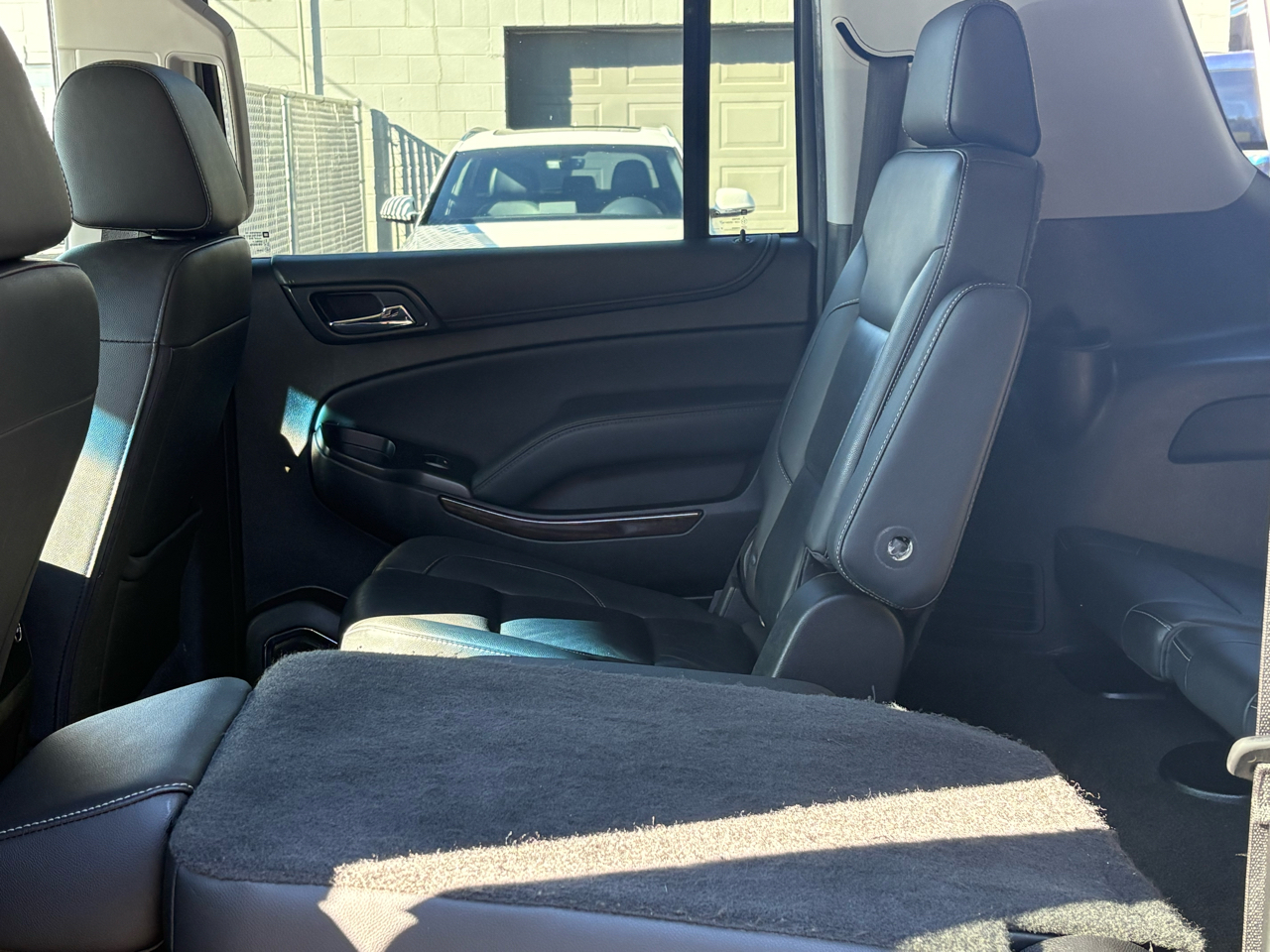 Chevrolet Suburban LT 4WD 2018