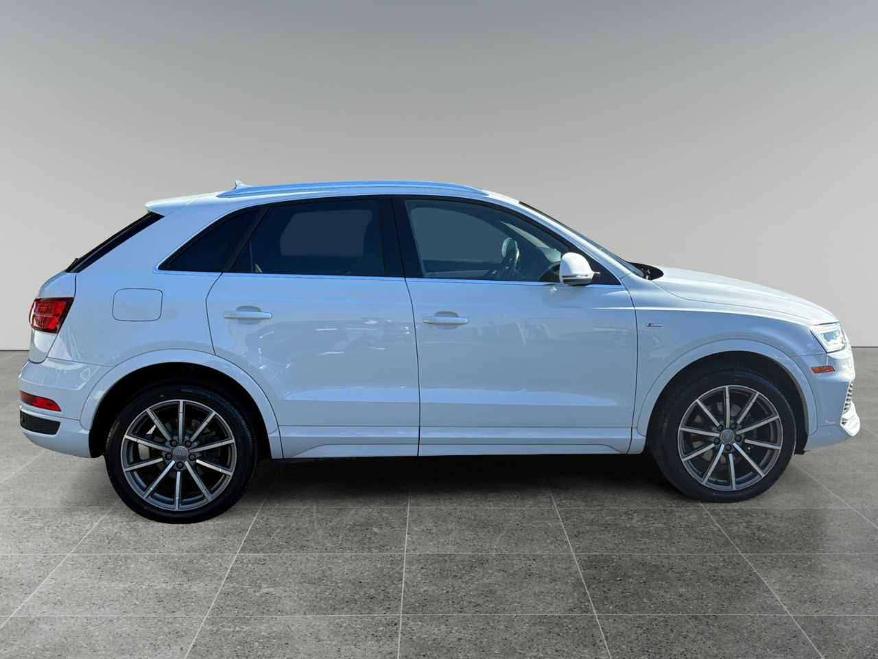 Audi Q3 Premium Plus quattro 2018