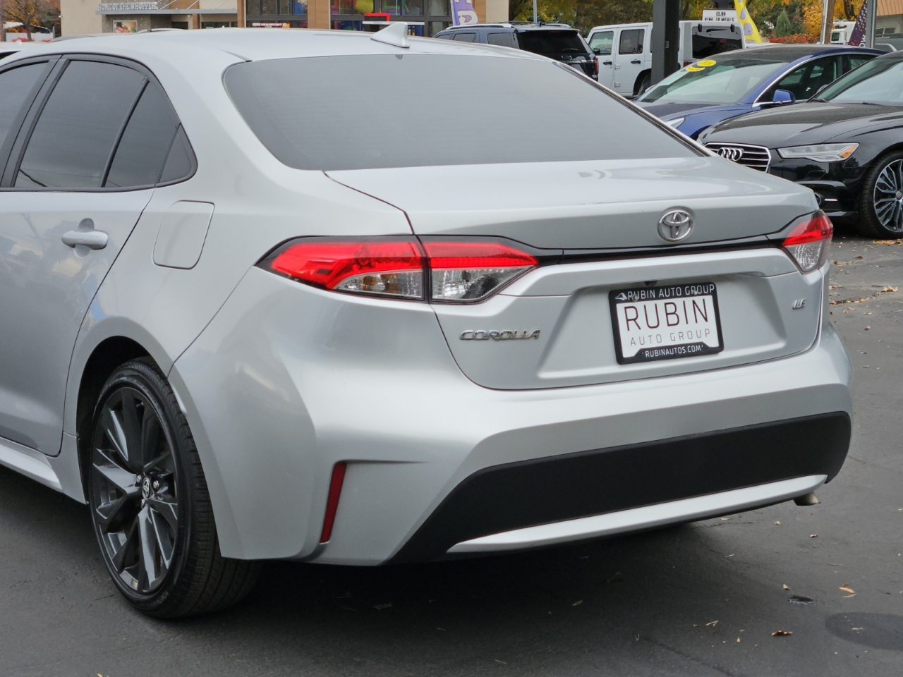 Toyota Corolla LE 2021