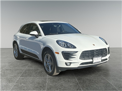 2015 Porsche Macan 