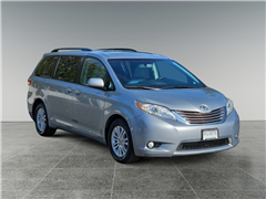 2016 Toyota Sienna 