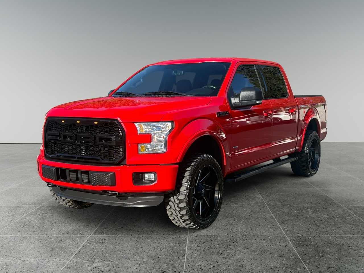 Ford F-150 4WD Reg Cab 141" XLT 2016
