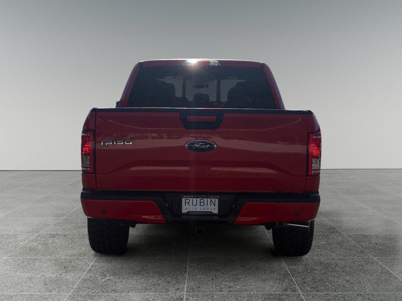 Ford F-150 4WD Reg Cab 141" XLT 2016
