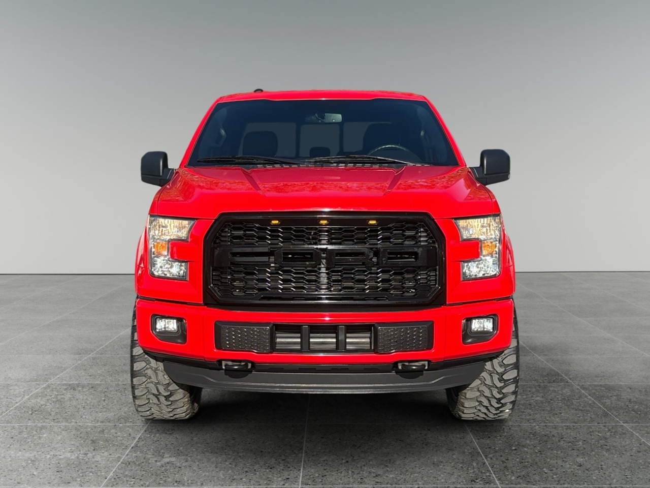 Ford F-150 4WD Reg Cab 141" XLT 2016